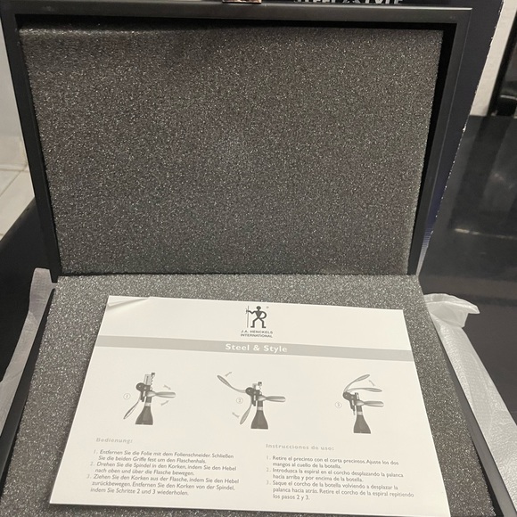 J. A. Henckels International Steel & Style - Picture 4 of 5